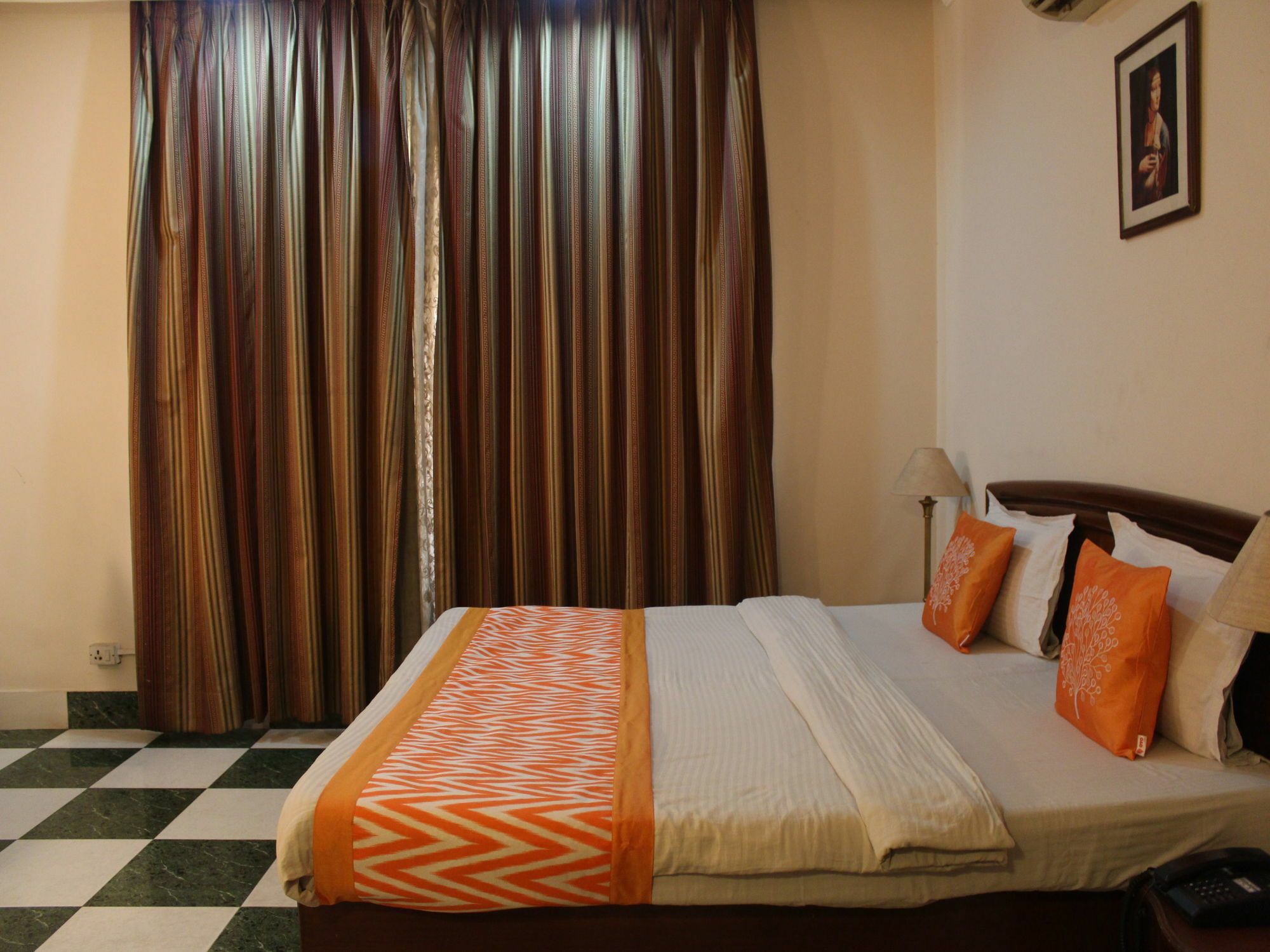 Oyo 5232 Kwality Hotel Dehradun Exterior photo